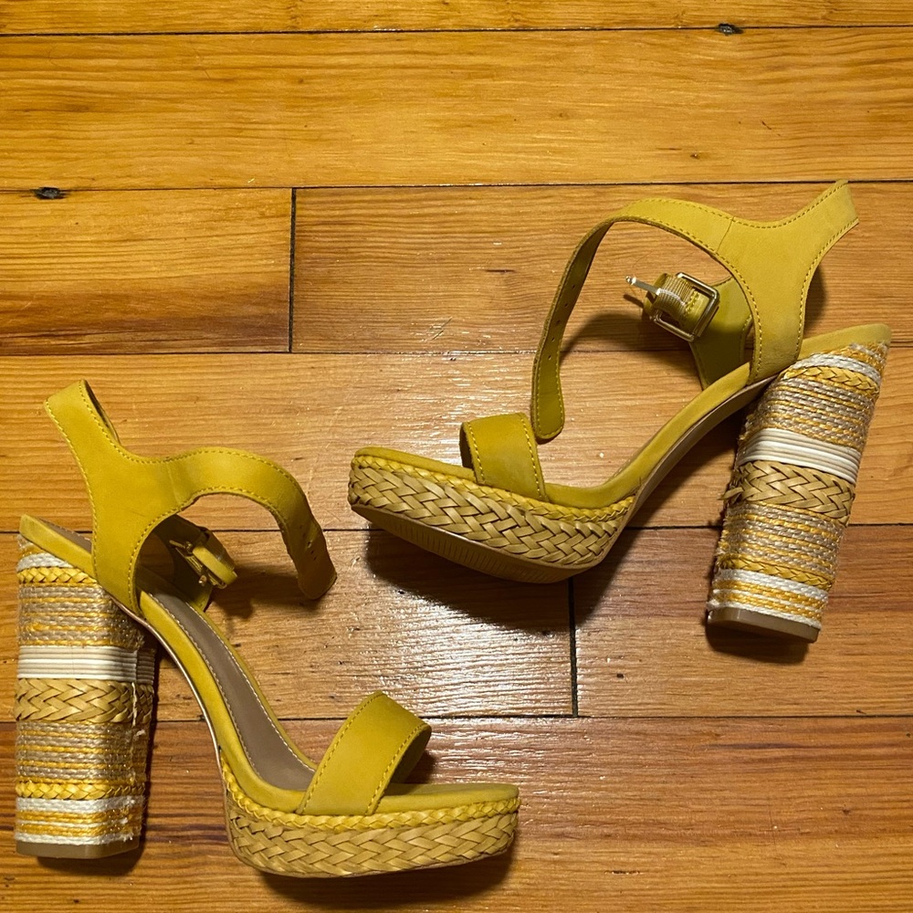 Size 8 ALDO high heel Yellow Sandal
